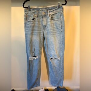 American Eagle Outfitters Light Blue Distressed jeans